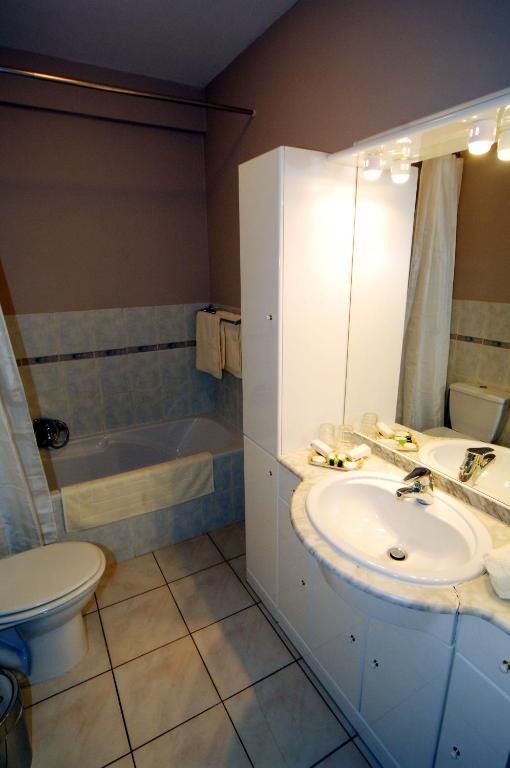 Hotel Le Saint Loup Gembloux Habitación foto